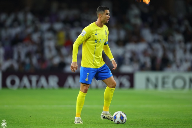 Ronaldo tịt ngòi, Al Nassr thua Al Ain 0-1 ở tứ kết lượt đi cúp C1 Châu Á