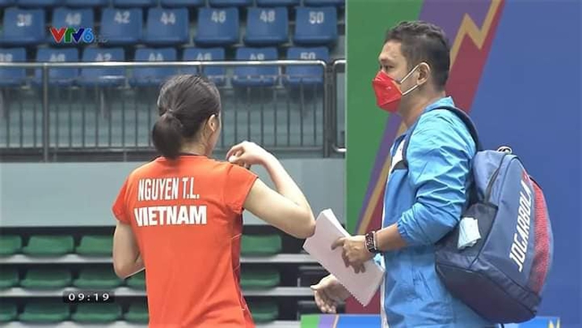 Hot girl cầu lông Việt Nam được HLV chuyên đào tạo nhà vô địch hỗ trợ, cơ hội dự Olympic tăng lên - Ảnh 3.