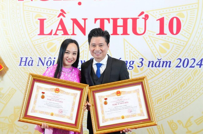 Xuân Bắc, Thanh Lam, Tấn Minh - Thu Huyền... vui mừng nhận danh hiệu Nghệ sĩ nhân dân  - Ảnh 4.