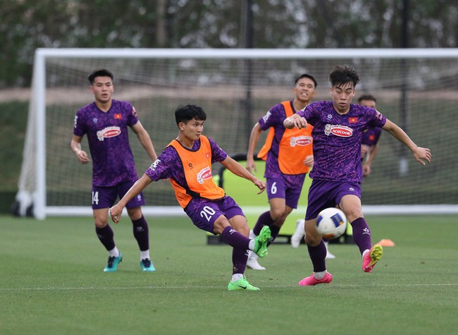 Tin nóng bóng đá Việt 11/4: Quang Hải chưa gia hạn hợp đồng, V-League không nghỉ vì U23 Việt Nam - Ảnh 3.