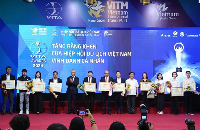 Giải thưởng VITA AWARDS 2024 vinh danh 282 doanh nghiệp và cá nhân tiêu biểu ngành du lịch - Ảnh 6.