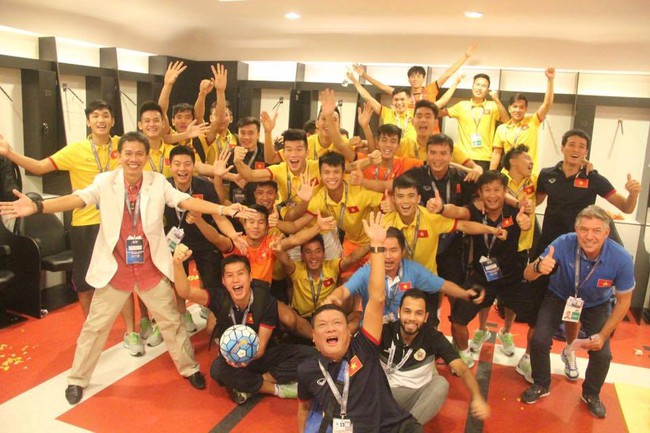 Tuyển trẻ Việt Nam cùng HLV Hoàng Anh Tuấn giành chiến thắng lịch sử, được FIFA chúc mừng ngay sau trận đấu  - Ảnh 5.