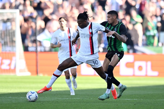 Sassuolo - Milan 3-3: Khi Roma choán hết tâm trí - Ảnh 1.