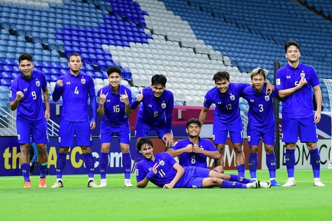 U23 Thái Lan tạo địa chấn khi thắng Iraq, Hàn Quốc thắng nghẹt thở trước UAE tại giải châu Á - Ảnh 2.
