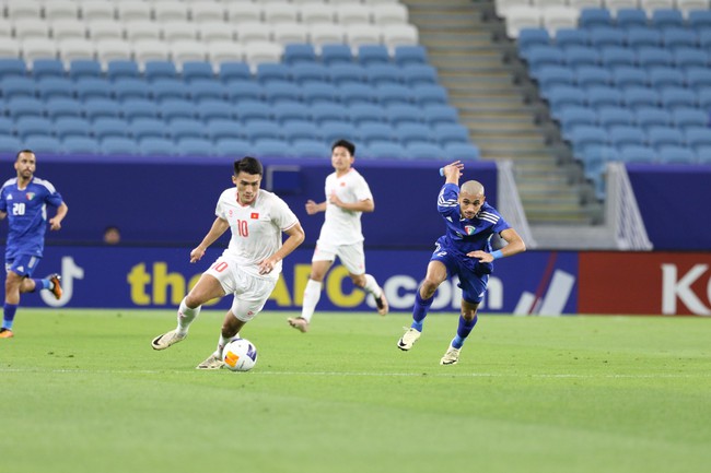 Ngọc Thắng sai đã có Vĩ Hào sửa, U23 Việt Nam thắng nhọc Kuwait trong ngày ra quân giải châu Á - Ảnh 8.