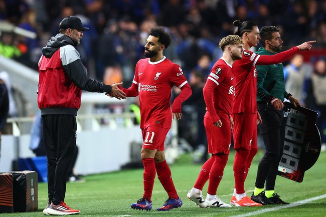 Kết quả tứ kết Europa League: Salah 'nổ súng' cũng không cứu nổi Liverpool - Ảnh 2.
