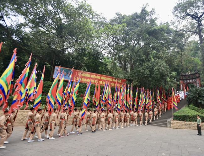 Giỗ Tổ Hùng Vương 2024: Không khí linh thiêng ngày chính lễ - Ảnh 8.