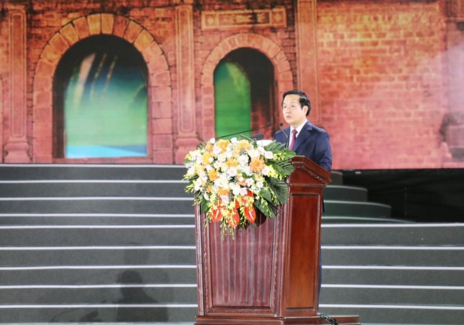 Kỷ niệm 1.100 năm ngày sinh Đinh Tiên Hoàng Đế và khai mạc Lễ hội Hoa Lư năm 2024 - Ảnh 1.