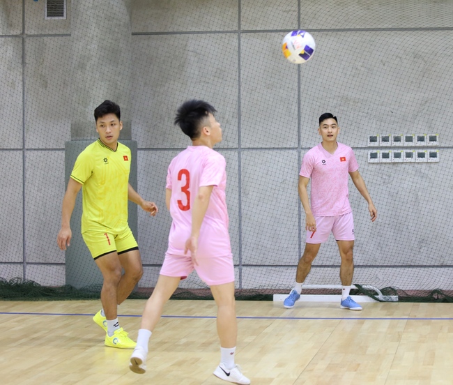 Đội tuyển Việt Nam không cầu hòa Thái Lan tại giải futsal châu Á - Ảnh 2.