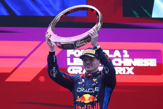 F1 Grand Prix Trung Quốc: Verstappen tiếp tục thể hiện bản lĩnh - Ảnh 2.