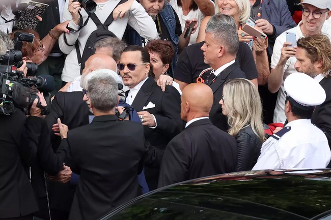 Phim 'Jeanne Du Barry': Johnny Depp có... tái xuất trong huy hoàng? - Ảnh 5.