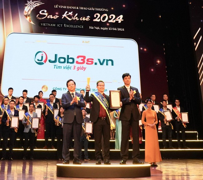 Đạt giải thưởng Sao Khuê 2024 - Bước đệm giúp Job3s.vn khẳng định sức cạnh tranh trên thị trường tuyển dụng - Ảnh 1.