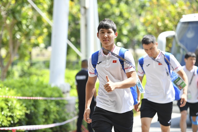 TRỰC TIẾP bóng đá Việt Nam vs Kyrgyzstan (16h hôm nay), Play-off giành vé World Cup 2024: Hồ Văn Ý xuất trận - Ảnh 6.