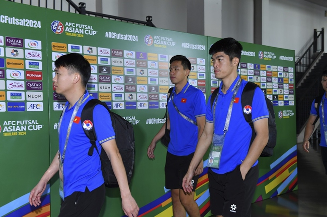 TRỰC TIẾP bóng đá Việt Nam vs Kyrgyzstan (16h hôm nay), Play-off giành vé World Cup 2024: Hồ Văn Ý xuất trận - Ảnh 7.