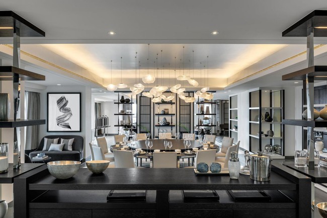 Châu Kiệt Luân khoe căn penthouse hơn 550 tỷ đồng với tầm nhìn 360 độ và bộ sưu tập nghệ thuật đắt tiền - Ảnh 4.