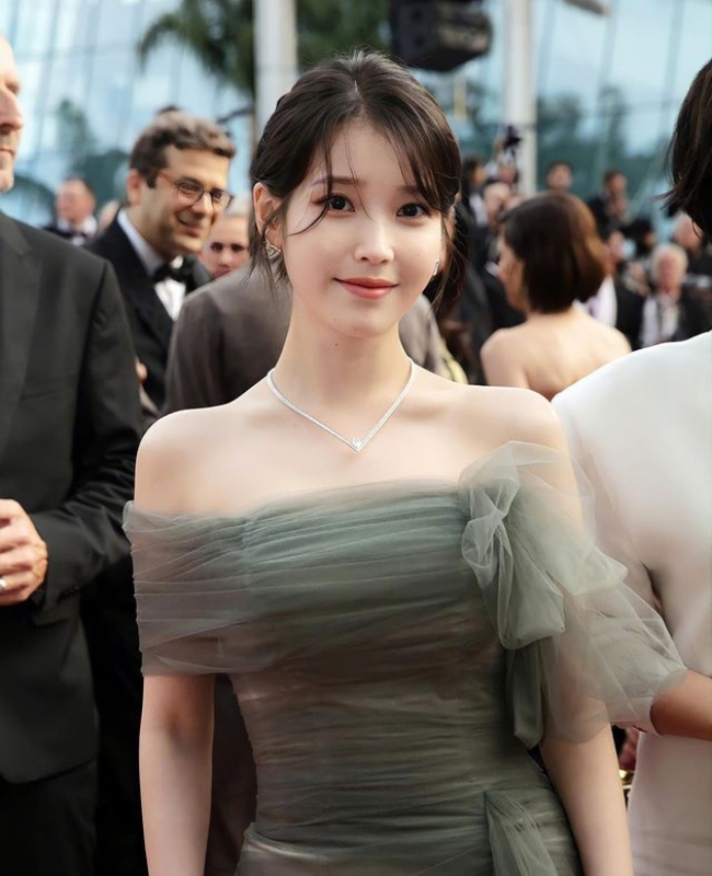 Top 10 sao Hàn Quốc giàu có nhất 2024: Song Hye Kyo, IU chốt sổ - Ảnh 11.