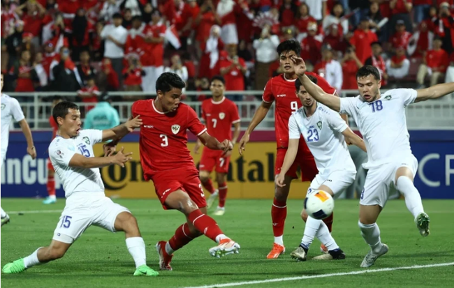Sao U23 Indonesia tố trọng tài thiên vị sau thất bại trước Uzbekistan