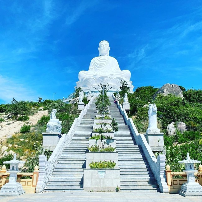 Xu hướng &quot;du lịch chậm&quot; của người cao tuổi - Ảnh 1.