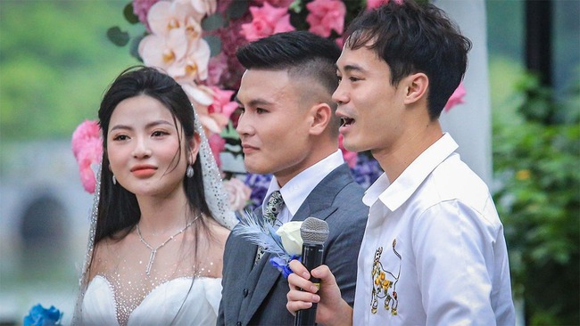 Quang Hải và Chu Thanh Huyền báo tin cực vui tại tiệc cưới ngoài trời - Ảnh 2.