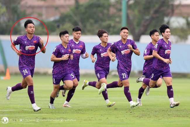 Tin nóng bóng đá Việt 7/4: Công Phượng chia sẻ cuộc sống tại Nhật, ĐT Việt Nam thắng đậm Malaysia - Ảnh 4.