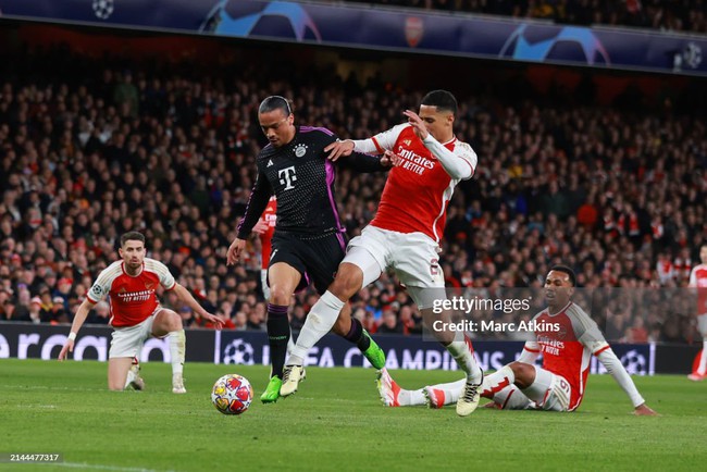 Arsenal bị từ chối phạt đền phút cuối, chấp nhận hòa kịch tính với Bayern Munich - Ảnh 3.