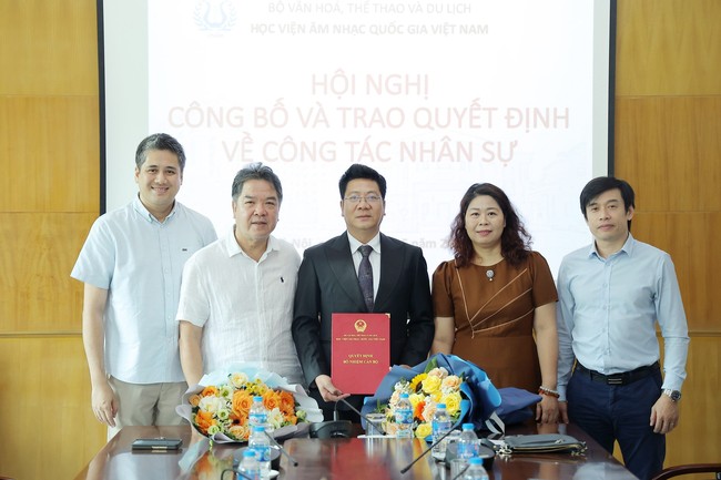 NSND Quốc Hưng làm Phó Giám đốc Phụ trách Học viện Âm nhạc Quốc gia Việt Nam - Ảnh 2.