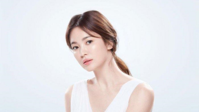 Netflix đầu tư khủng vào phim Hàn mới của Song Hye Kyo và 'Squid Games 2' - Ảnh 1.