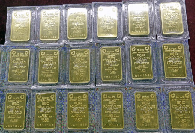 Ngân hàng Nhà nước tiếp tục đấu thầu vàng miếng với giá tham chiếu 88 triệu đồng/lượng - Ảnh 1.