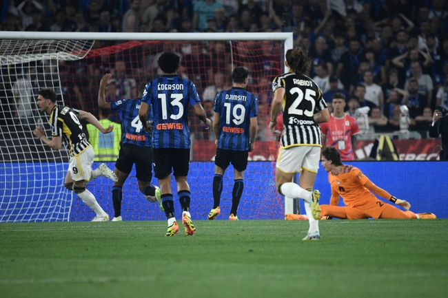 Juventus thắng nghẹt thở chung kết Coppa Italia, chính thức thoát cảnh 'trắng tay' - Ảnh 2.