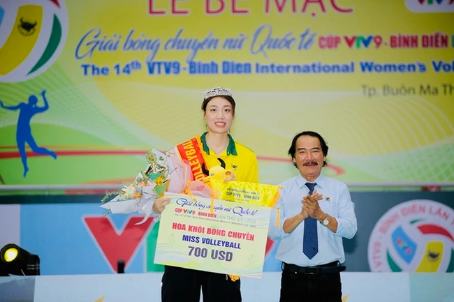 Sắc đẹp mê người của ngoại binh giành giải hoa khôi bóng chuyền Chen Peiyan - Ảnh 2.