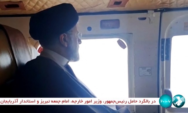 Vụ trực thăng chở Tổng thống Iran gặp nạn: Liên lạc được với thành viên tháp tùng và phi hành đoàn - Ảnh 1.