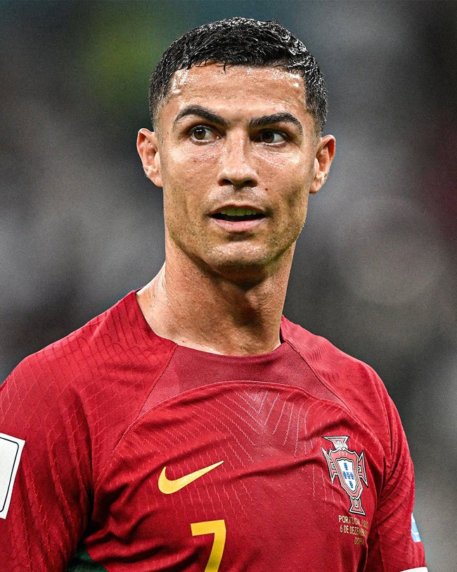 Danh sách ĐT Bồ Đào Nha dự EURO 2024: Ronaldo đi vào lịch sử với kỷ lục vô tiền khoáng hậu - Ảnh 2.