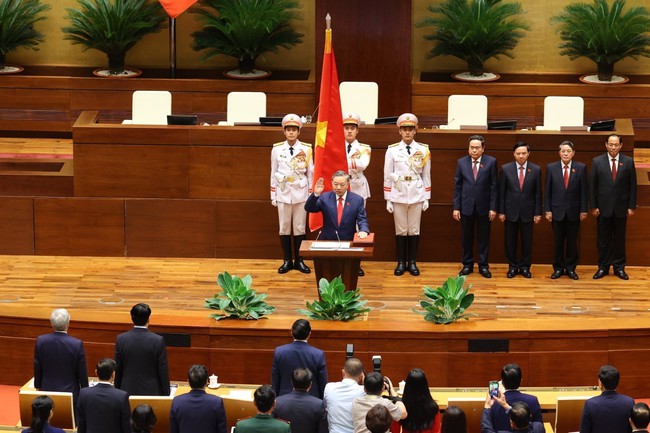 Đồng chí Tô Lâm được bầu giữ chức Chủ tịch nước CHXHCN Việt Nam - Ảnh 2.