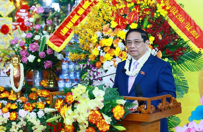 Thủ tướng Phạm Minh Chính chúc mừng Đại lễ Phật đản Phật lịch 2568 - Ảnh 1.