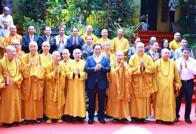 Thủ tướng Phạm Minh Chính chúc mừng Đại lễ Phật đản Phật lịch 2568 - Ảnh 7.