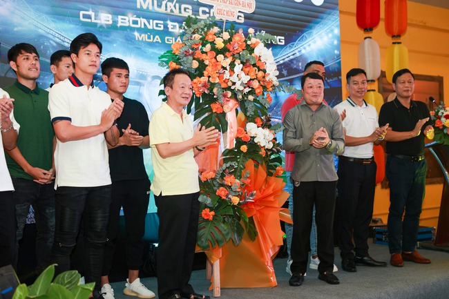 Tin nóng bóng đá Việt 28/5: Tuấn Hải dễ rời CLB Hà Nội, bầu Hiển cam kết gắn bó CLB Đà Nẵng - Ảnh 3.
