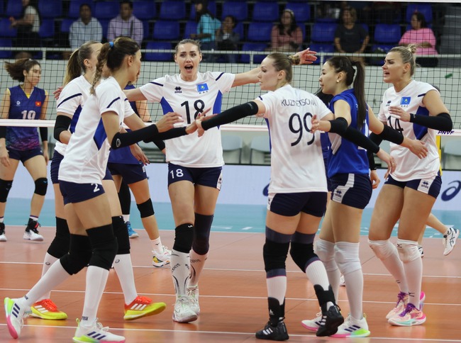 Kazakhstan đánh bại Philippines, gặp lại tuyển bóng chuyền nữ Việt Nam tranh vô địch AVC Challenge Cup 2024