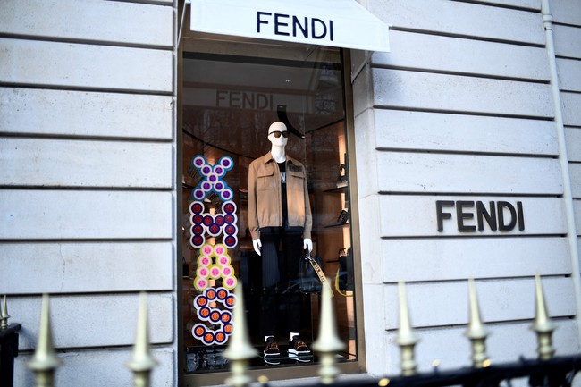 Thương hiệu thời trang cao cấp Fendi (Italy) có CEO mới - Ảnh 1.