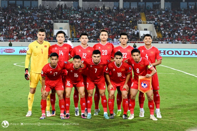 HLV Kim Sang Sik ra mắt, đội tuyển Việt Nam tập trung từ ngày 1/6 - Ảnh 2.