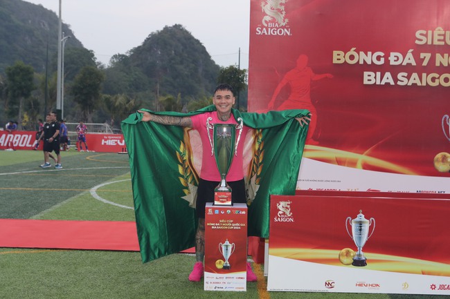 Cựu thủ môn Hà Nội FC rực sáng trong trận tranh Siêu Cúp bóng đá 7 người Quốc gia Bia Saigon Cup 2024 - Ảnh 10.
