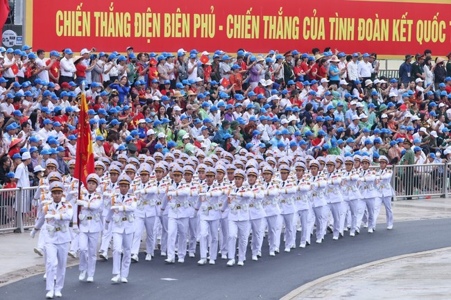 Lễ kỷ niệm 70 năm Chiến thắng Điện Biên Phủ được cử hành trang trọng - Ảnh 5.