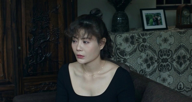 Diễn viên Thanh Hương chia sẻ điều khó nhất khi đóng vai Khanh trong 'Người một nhà' - Ảnh 2.