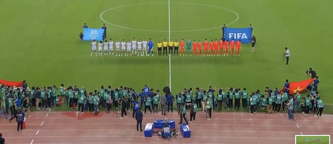 TRỰC TIẾP bóng đá Việt Nam vs Iraq (0-1): Thủ môn Iraq cứu thua pha đá phạt đẳng cấp của Duy Mạnh (VL World Cup 2026) - Ảnh 1.