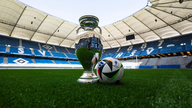Cầu thủ, CLB và UEFA kiếm bộn tiền từ EURO 2024 - Ảnh 1.