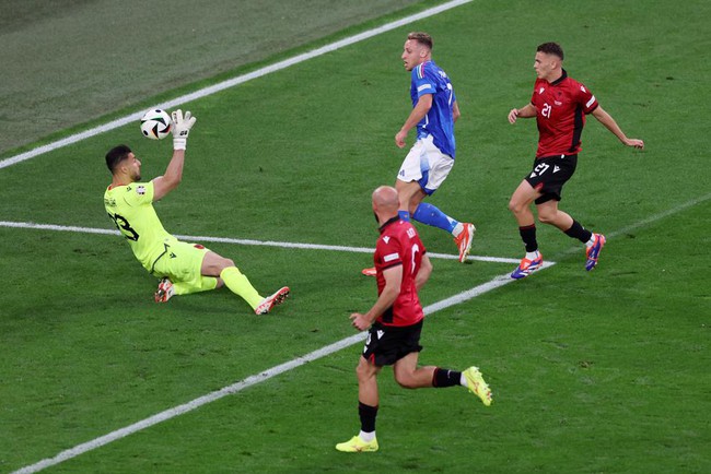 TRỰC TIẾP bóng đá Ý vs Albania (Link VTV3, TV360) xem EURO 2024: Sức ép cực lớn - Ảnh 5.