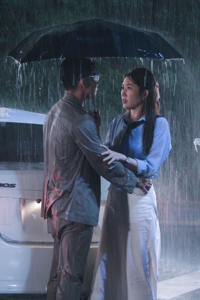 Jun Vũ: Tưởng vai cameo nhẹ nhàng, hoá ra dầm mưa 10 tiếng quay cảnh tai nạn - Ảnh 3.