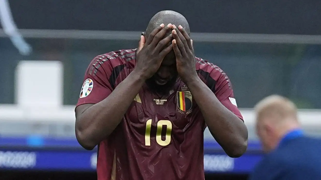 Tin nóng EURO 18/6: Mbappe lên tiếng về sự cố gãy mũi ở EURO, cầu thủ đầu tiên nhận án phạt nguội - Ảnh 4.