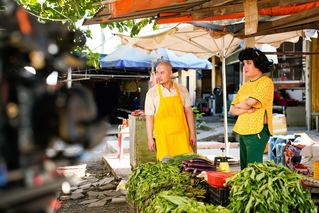 Duy Khương tụ họp &quot;hội chị em&quot; ở phim mới &quot;Chợ Tình&quot; - Ảnh 4.