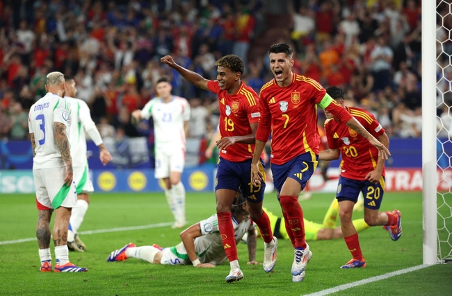 Tây Ban Nha 1-0 Italy: Đó không phải là trận đấu, đó là một cuộc tra tấn - Ảnh 1.