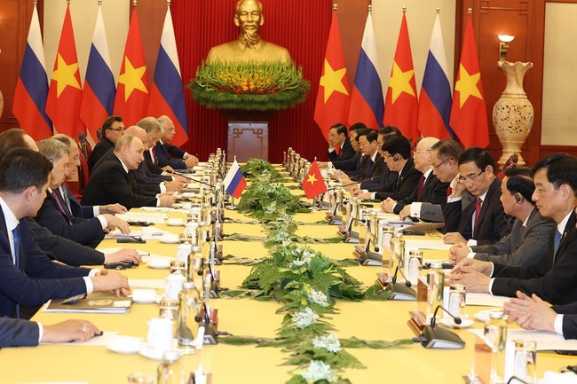 Tổng Bí thư Nguyễn Phú Trọng hội đàm với Tổng thống Liên bang Nga Vladimir Putin - Ảnh 1.
